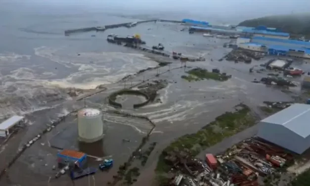 Levantan la mayoría de las alertas de tsunami tras el potente terremoto de magnitud 8,8 en el norte del Pacífico