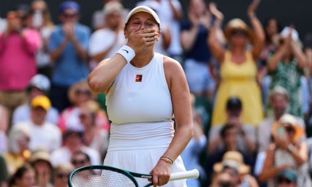 Dejó el tenis a los 21 años por la muerte de su padre y jugará la final de Wimbledon tras vencer a la Nº1: “Luché con mi salud mental”