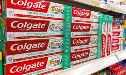 Por esta razón Argentina prohibió la venta de Colgate