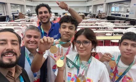 Equipo mexicano se corona con oro en concurso de robótica en China: son estudiantes del CECYTECH y del CBTIS