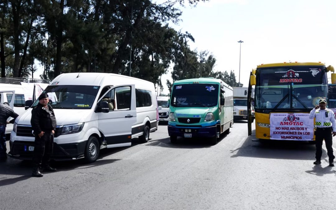 Transportistas anuncian megabloqueo en la Ciudad de México para el 29 de octubre