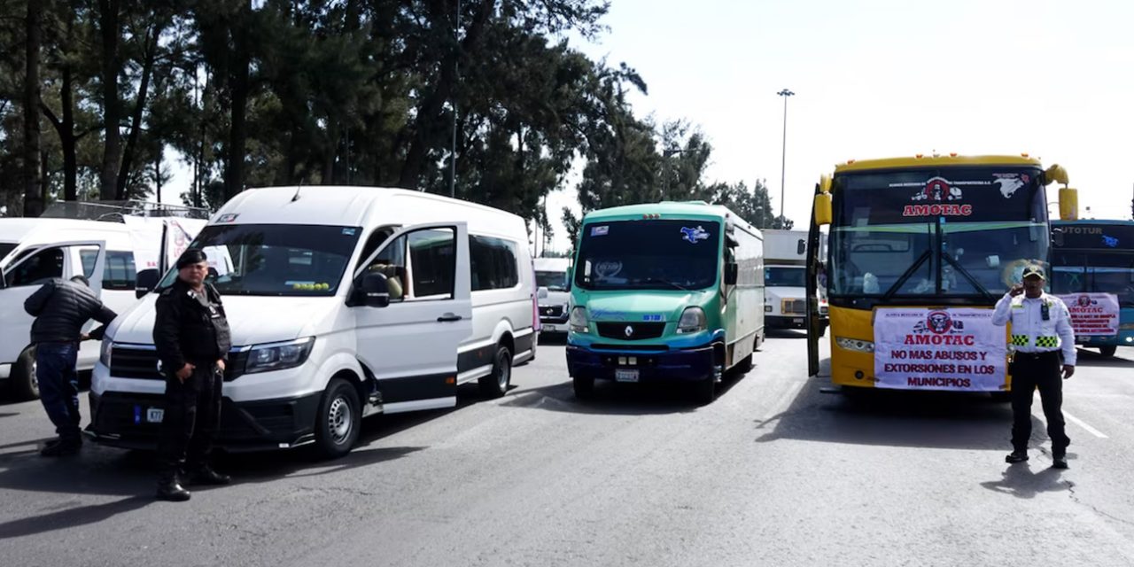 Transportistas anuncian megabloqueo en la Ciudad de México para el 29 de octubre