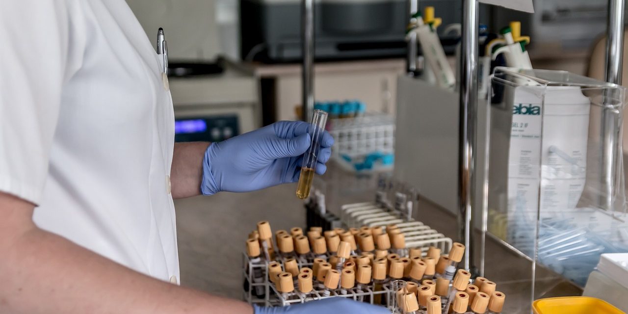 Fallo en sistema de cribado de mama deja a más de 2 mil mujeres sin diagnóstico en Andalucía