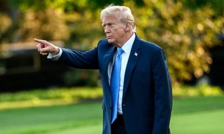 Trump multiplica las advertencias a países tras ataque a Venezuela y captura de Maduro