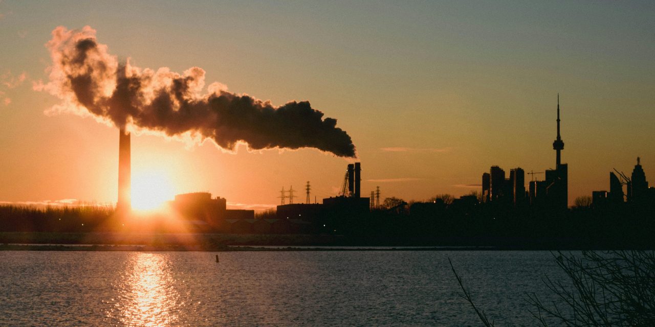 Activan contingencia ambiental en el Valle de México por altos niveles de ozono