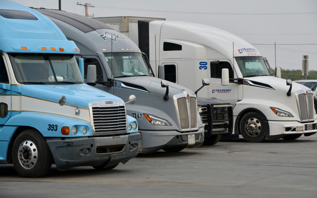 Transportistas realizan megabloqueos en puntos neurálgicos de CDMX-Edomex; caos vial desde la mañana