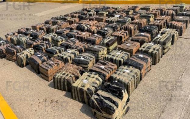 FGR INCINERA MÁS DE CUATRO TONELADAS DE CLORHIDRATO DE COCAÍNA