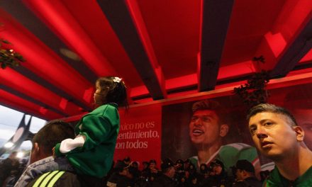 El presidente de México duda sobre el plan de recortar el año escolar en 40 días para el Mundial.