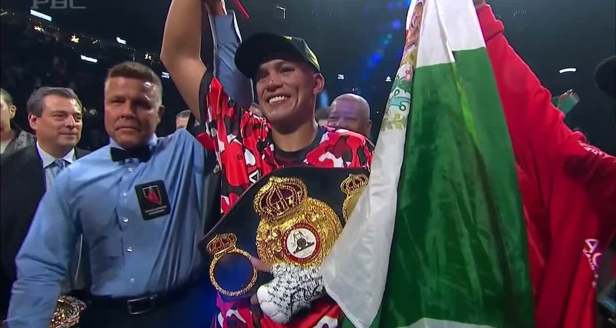 David Benavidez conquista las 200 libras: El “Monstruo” devora al “Zurdo” en Las Vegas
