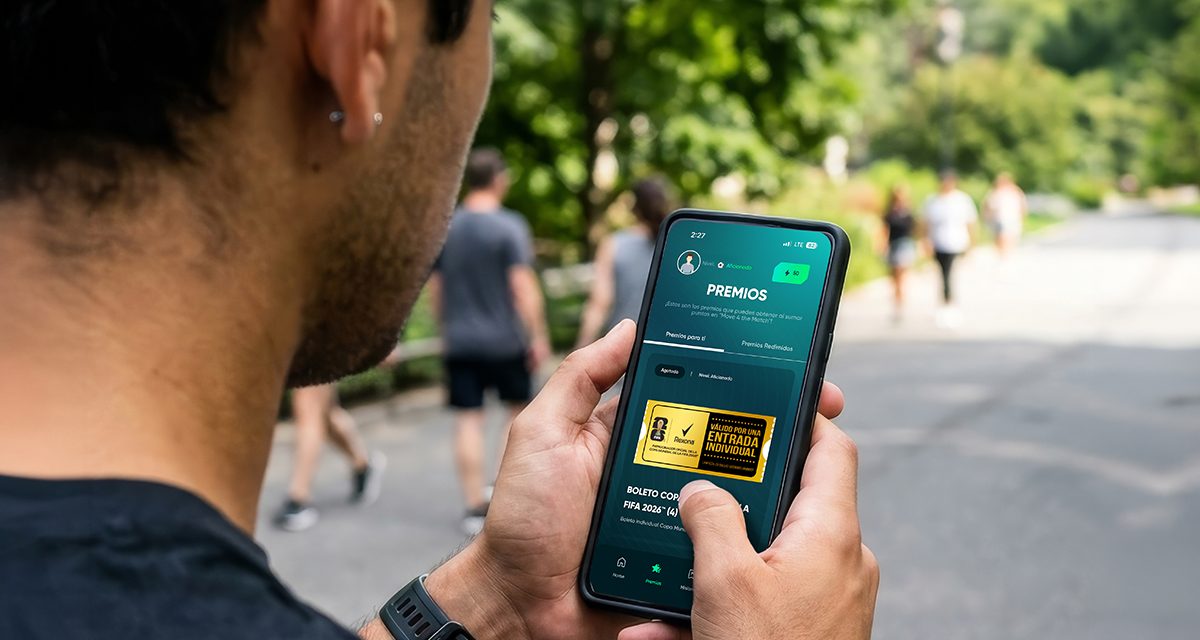 “Muévete por el Fútbol”, la app que te lleva al Mundial Muévete por el fútbol es una app de descarga gratuita que motiva a los usuariosa convertir la pasión por el deporte y la actividad física en una experiencia