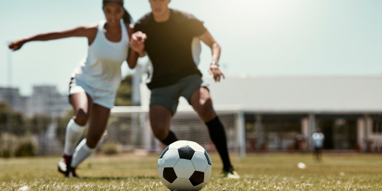 EL INGENIO MEXICANO: LA FORMA DE NUNCA QUEDARSE FUERA DEL FÚTBOL
