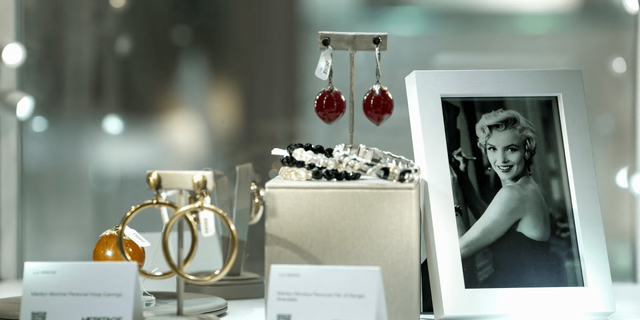 Desde joyas hasta cartas privadas, el mundo oculto de Marilyn Monroe sale a subasta.