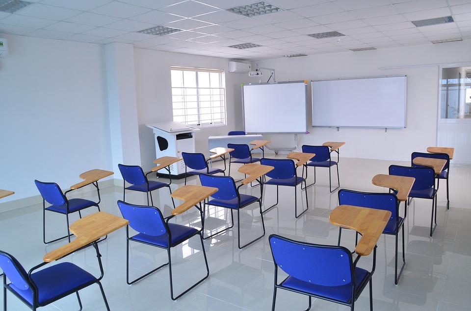 Última hora: SEP da marcha atrás y mantiene el calendario escolar original