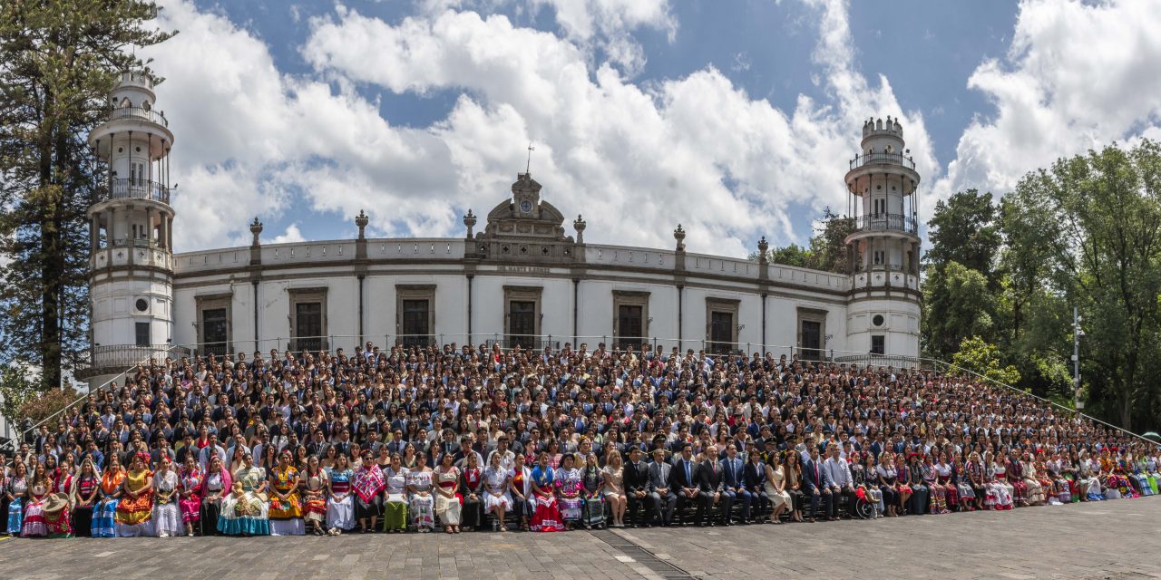 Gradúa Chapingo a 1,250 profesionistas comprometidos con el desarrollo agropecuario, forestal, económico y social del país