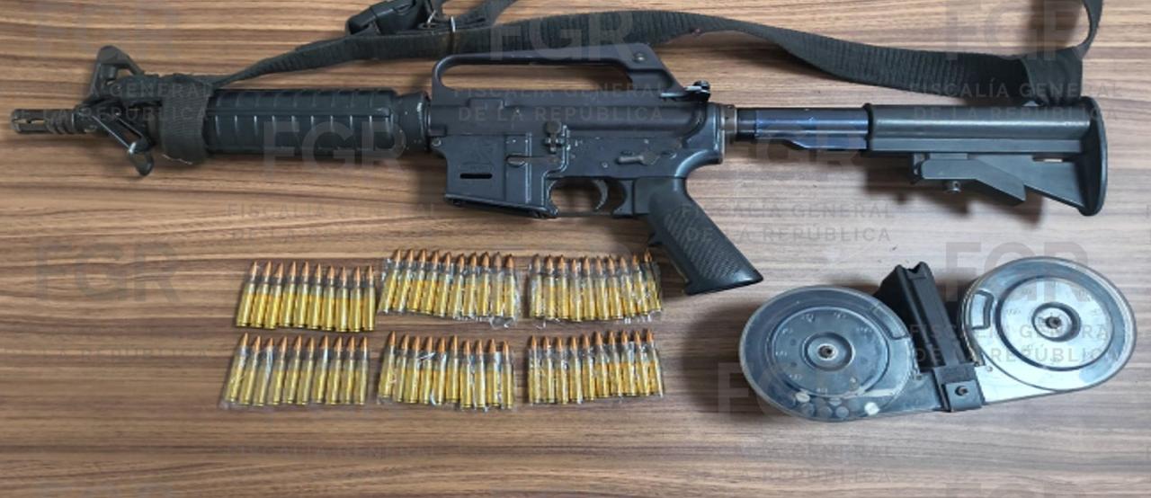 FGR LLEVA A PROCESO A POSIBLE INTEGRANTE DE UNA ORGANIZACIÓN CRIMINAL QUE FUE DETENIDO JUNTO CON ARMAS DE FUEGO