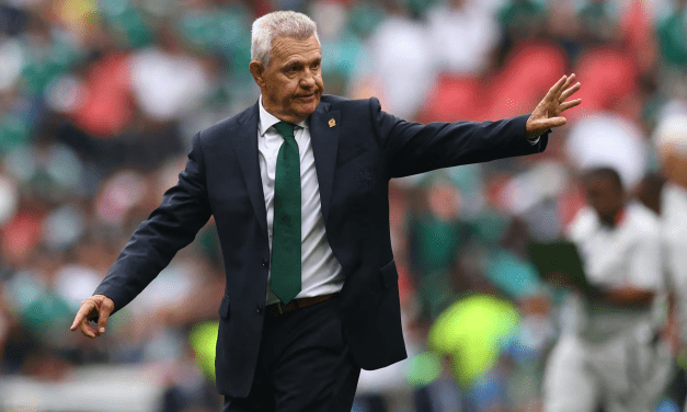 Aguirre se siente orgulloso mientras México supera los nervios para ganar el partido inaugural del Mundial.