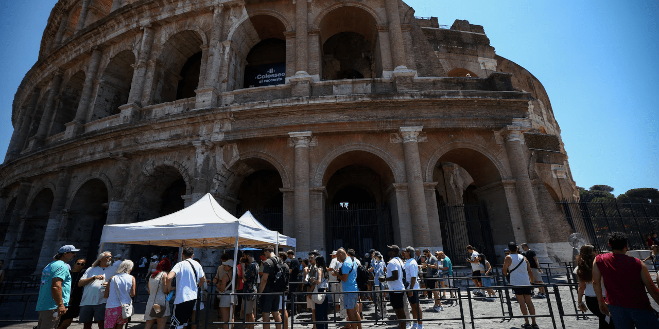 Europa sufre una ola de calor, lo que provoca conversaciones de crisis en Francia.