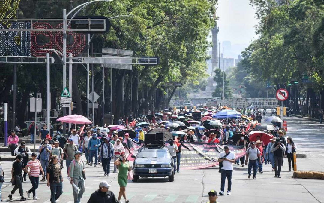 SE MANTIENEN BLOQUEOS DE LA CNTE: CAOS EN CASETAS DE ACCESO A LA CDMX Y PLANTÓN EN EL CENTRO HISTÓRICO