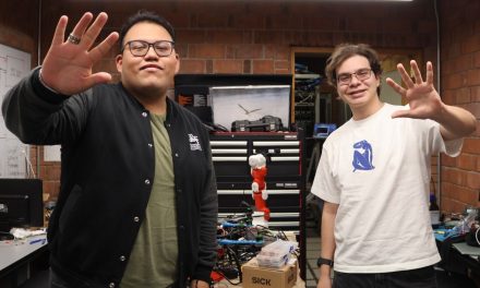 Día Nacional de la Lengua de Señas Mexicana: Proyecto de Estudiantes IBERO Muestra Cómo la Tecnología Ayuda a Aprenderla