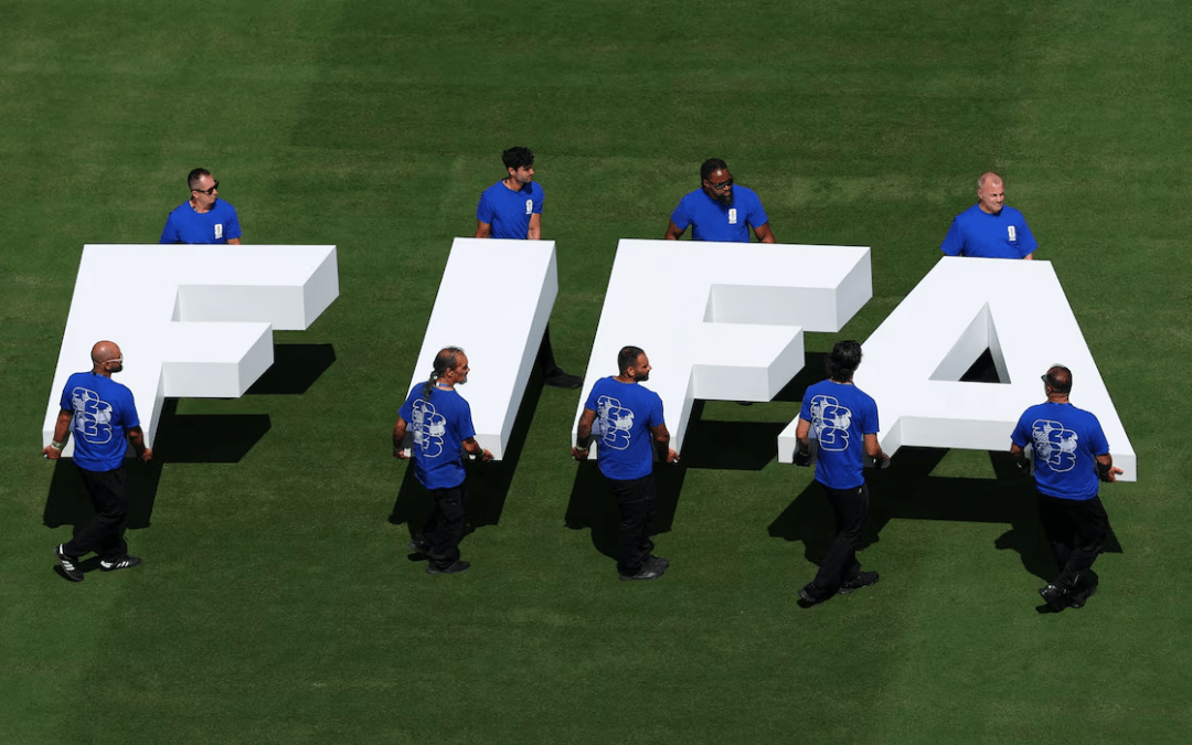 La confederación asiática reprende a la FIFA, lo que supone un revés para el plan de inversión privada.