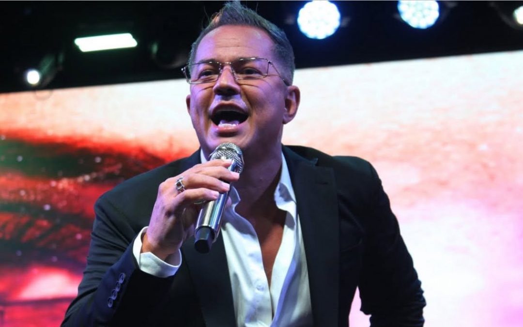 CHARLIE ZAA CELEBRA SU HISTORIA CON EL «NACER DE NUEVO TOUR» Y PRESENTA A AARÓN ZAA
