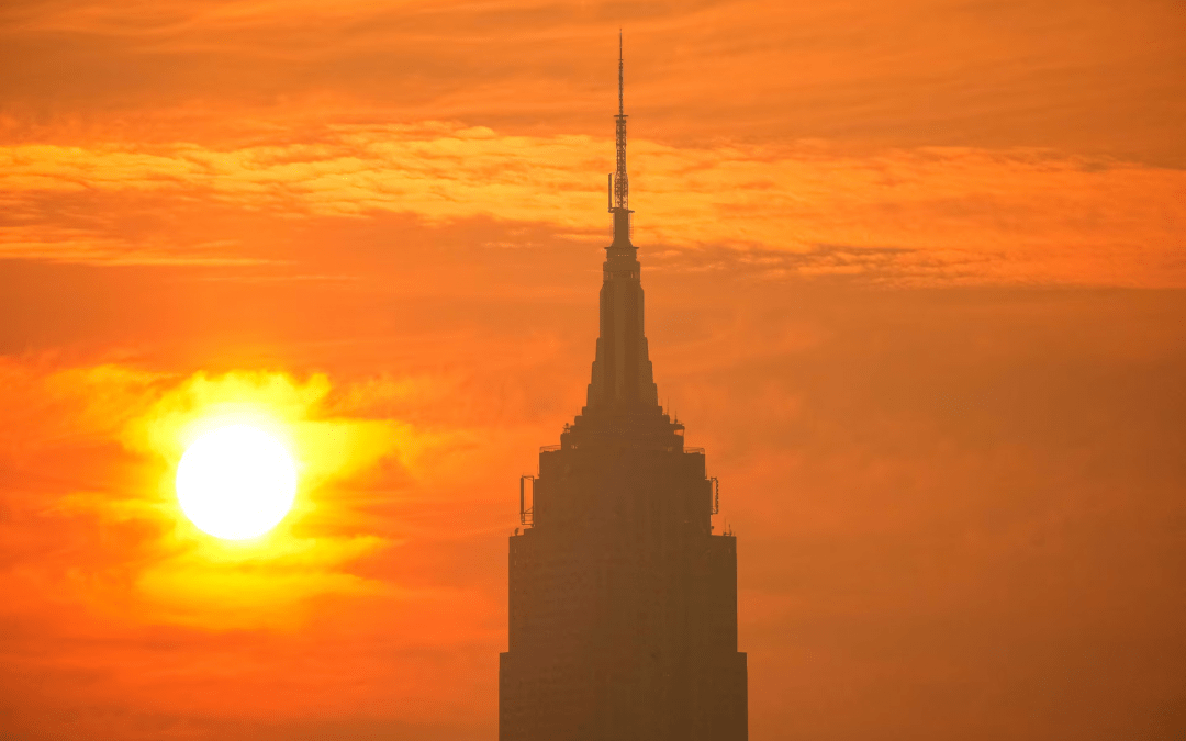 Humo, fuego, inundaciones: Estados Unidos se enfrenta a una triple amenaza meteorológica extrema este verano.