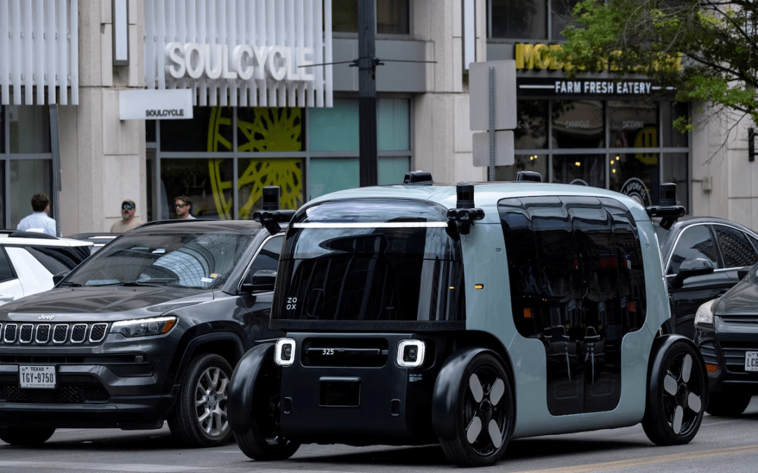 Zoox, de Amazon, obtiene la primera aprobación en EE. UU. para robotaxis de pago sin control humano.