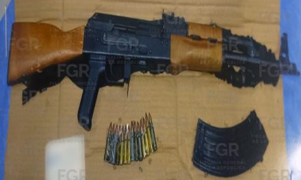 FGR OBTIENE SENTENCIA DE MÁS DE 26 AÑOS DE PRISIÓN POR VIOLACIONES A LA LEY FEDERAL DE ARMAS DE FUEGO Y EXPLOSIVOS, PORTACIÓN DE INHIBIDORES DE SEÑAL Y DELITOS CONTRA LA SALUD