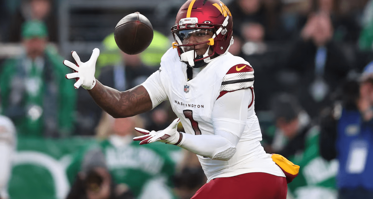 Informes: Los 49ers traen de vuelta al receptor Deebo Samuel con un contrato de 1 año y 7 millones de dólares.