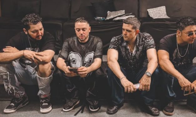 PEE WEE Y LOS KUMBIA 4EVER CONVERTIRÁN LA MARAKA EN UNA FIESTA DE NOSTALGIA Y BAILE