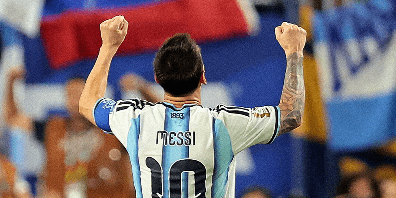 Messi responde una vez más al llamado y Argentina se salva por poco.