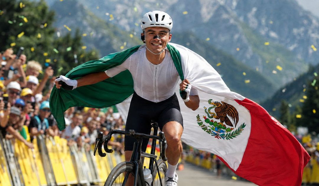 Isaac del Toro pedalea por un lugar en la historia del Tour de France: esto dicen las probabilidades