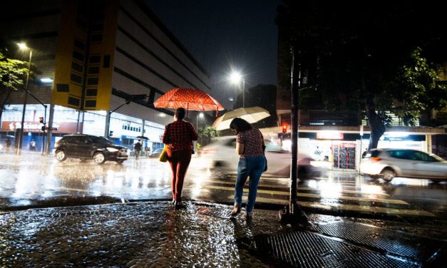 Preparar la luz antes de que llegue la tormenta.