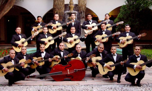 LA RONDALLA DE SALTILLO CELEBRA A LOS ABUELOS EN NEZA EN AGOSTO