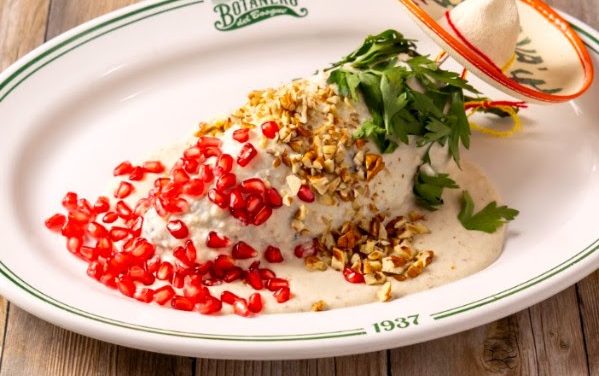 LA GUÍA IMPERDIBLE DE DÓNDE COMER LOS MEJORES CHILES EN NOGADA DE LA TEMPORADA