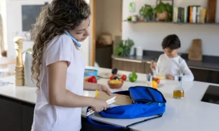 Cómo los hombres pueden ayudar a las mujeres a compartir la «carga mental» de llevar un hogar