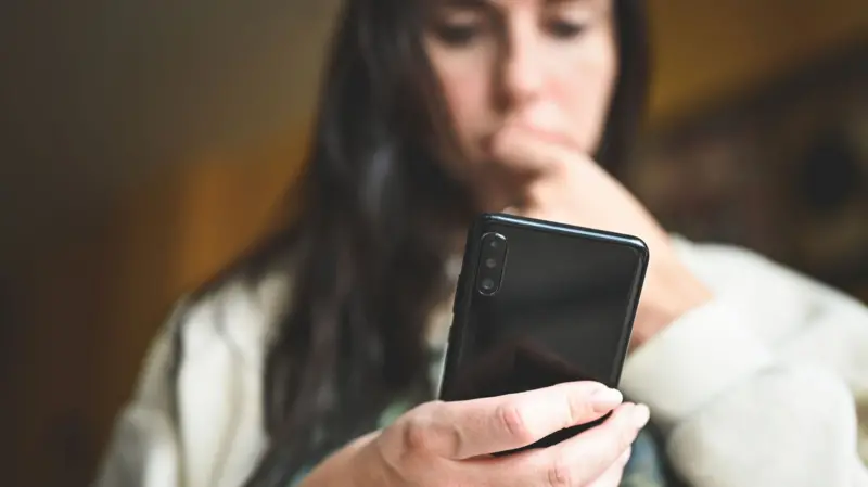 Por qué preocupa que la IA pueda amenazar a la humanidad y qué tan real es