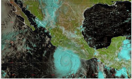 El huracán Polo generará lluvias torrenciales en regiones de Michoacán y Guerrero e intensas en Colima