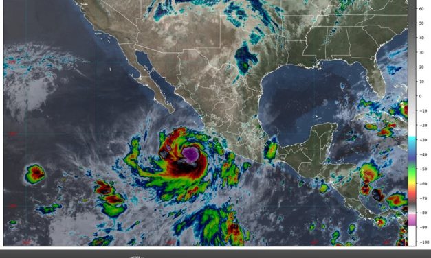 Rachel se intensificó a huracán categoría 1 en la escala Saffir-Simpson