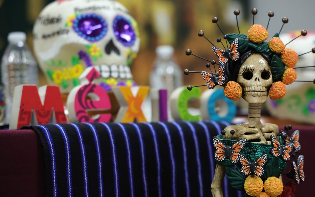 Michoacán espera más de 1 millón de visitantes y prepara más de 700 actividades para la Noche de Muertos