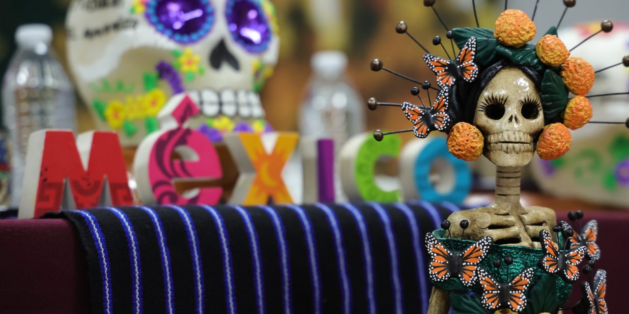 Michoacán espera más de 1 millón de visitantes y prepara más de 700 actividades para la Noche de Muertos