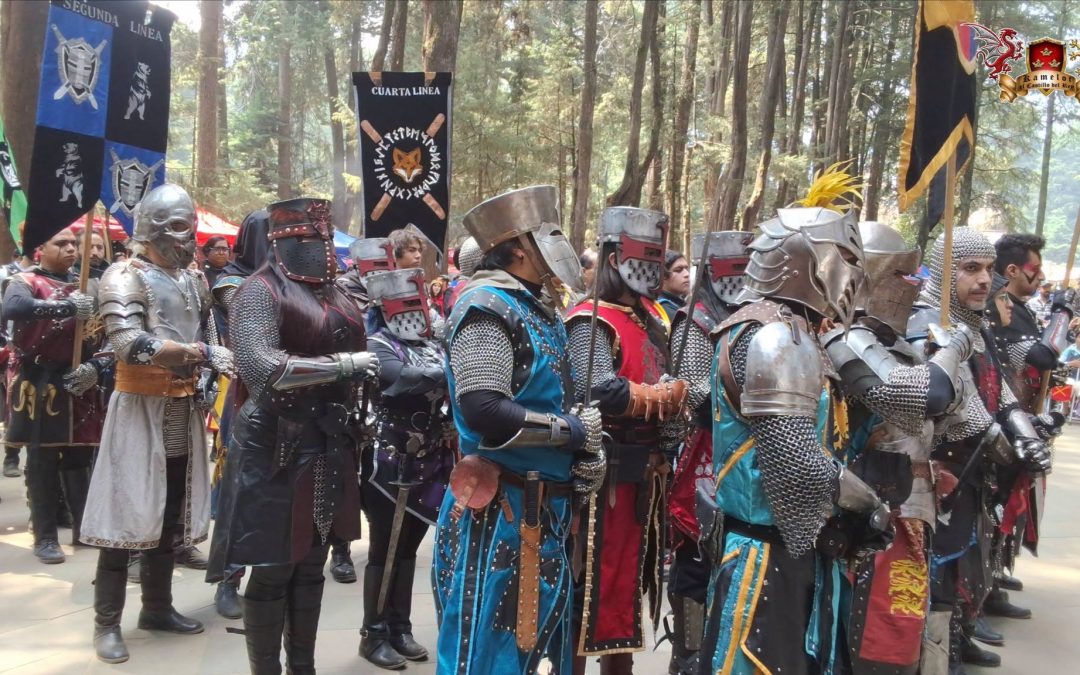 KAMELOT EL CASTILLO DEL REY LLEVARÁ HADAS, DUENDES Y CABALLEROS AL DESIERTO DE LOS LEONES