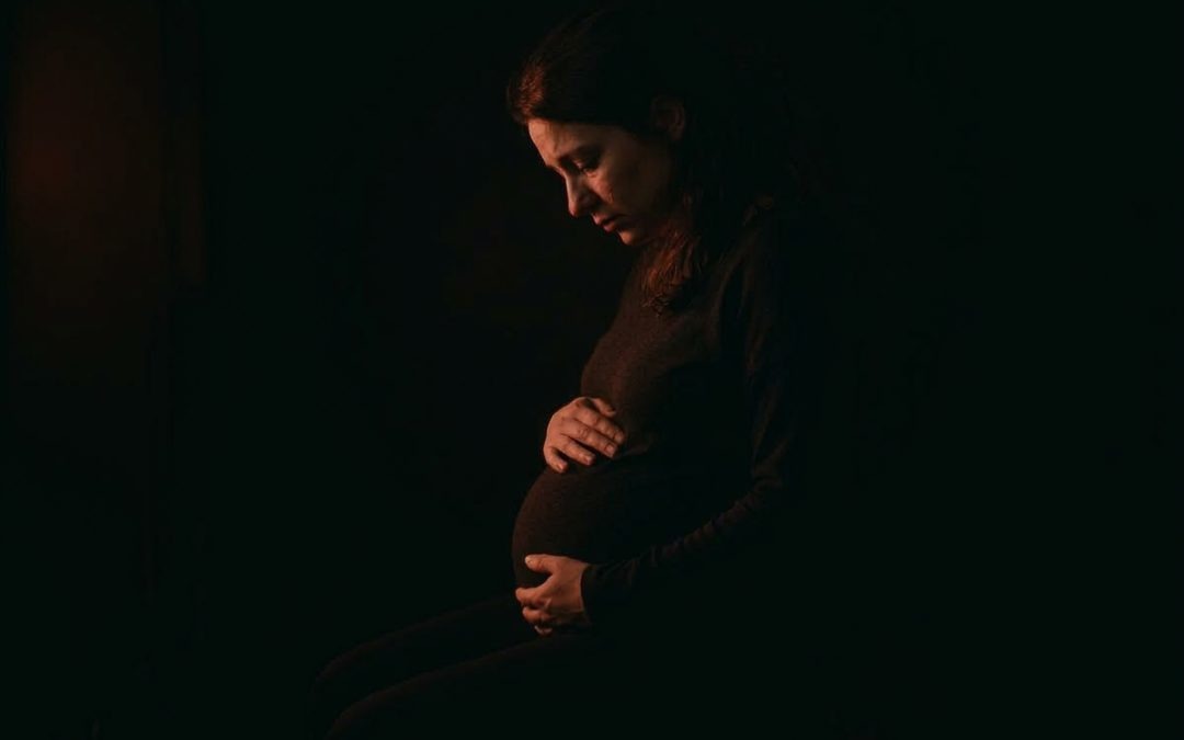 Colectivo Mujeres Libres y Soberanas exige prohibición total de maternidad subrogada por ser explotación contra la mujer vulnerable