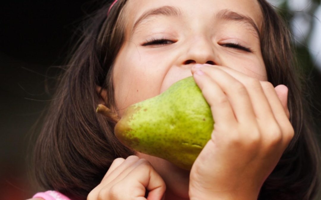 Beneficios de las peras: fibra, vitamina C y antioxidantes