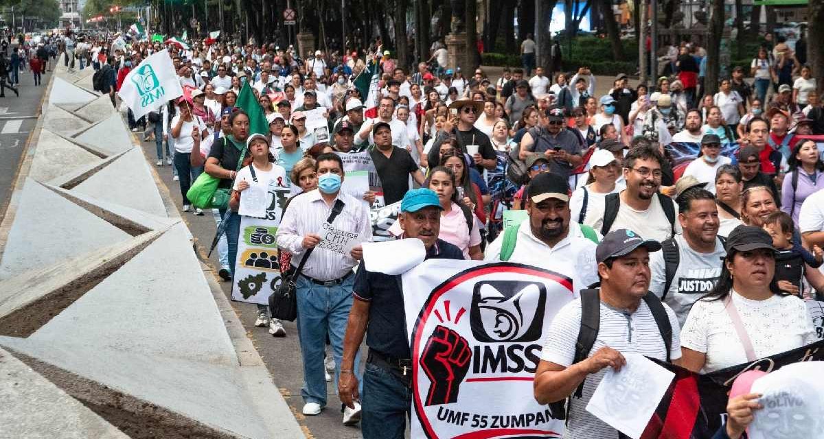 Rebelión en el IMSS: Médicos y enfermeras rechazan aumento salarial del 2.9% y desbordan las calles