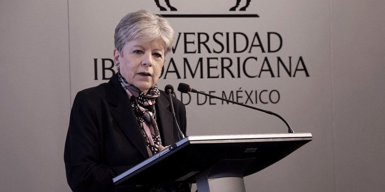 “El cambio climático es un tema de Seguridad nacional”: Alicia Bárcena en la IBERO