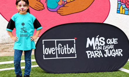 Reducir la brecha de género también comienza en el deporte: love.fútbol