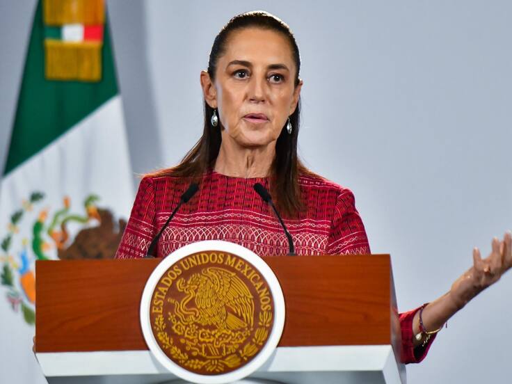 Sistema de salud: Sheinbaum niega crisis ante protestas del IMSS