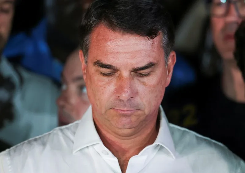 Brasil: Por qué Flávio Bolsonaro pide anular la victoria de Lula